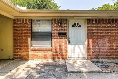 2708 Livingston Avenue, Fort Worth, TX 76110 - Photo 3