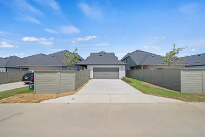 9313 Rolling Meadow Way, Denton, TX 76207 - Photo 29