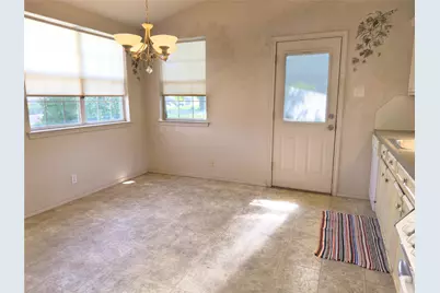 1332 Florea Street, Graham, TX 76450 - Photo 7