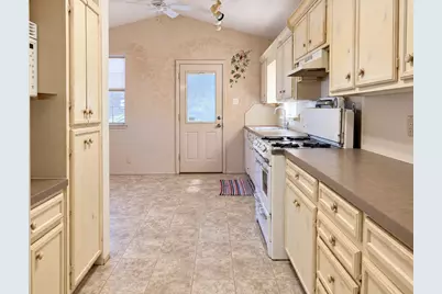 1332 Florea Street, Graham, TX 76450 - Photo 13