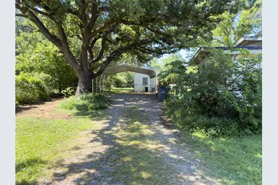 1332 Florea Street, Graham, TX 76450 - Photo 3