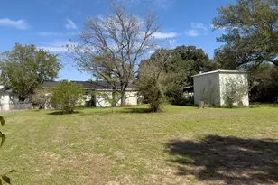 1332 Florea St, Graham, TX 76450 - Photo 23