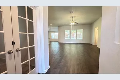 3977 Winding Hollow Drive, Grand Prairie, TX 75052 - Photo 3