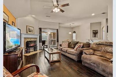 8552 Lake Springs Trail, Fort Worth, TX 76053 - Photo 9