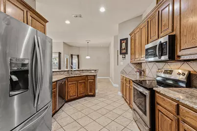 8552 Lake Springs Trail, Fort Worth, TX 76053 - Photo 13