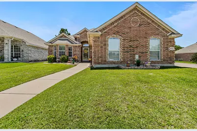 8552 Lake Springs Trail, Fort Worth, TX 76053 - Photo 3