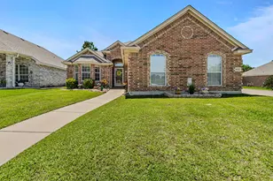 8552 Lake Springs Trail, Fort Worth, TX 76053 - Photo 3