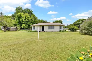 3041 Field St, Haltom City, TX 76117 - Photo 1