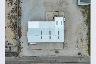 707 S Wickham Street, Alvord, TX 76225 - Photo 3