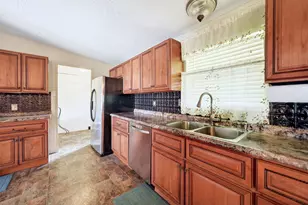 1670 Smith Cir, Combine, TX 75159 - Photo 15