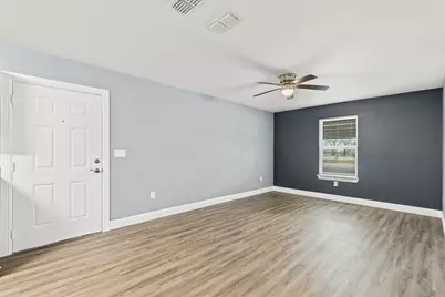8092 County Road  604, Alvarado, TX 76009 - Photo 9