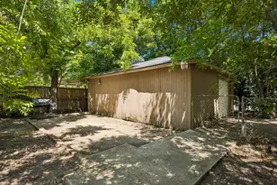 3228 E Perryton Dr, Dallas, TX 75224 - Photo 21