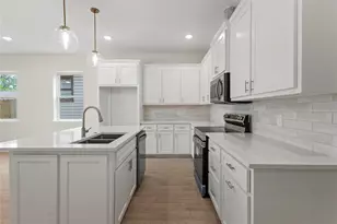1246 Lowe St, Fort Worth, TX 76110 - Photo 9