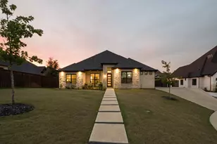 316 Carrington Dr, Argyle, TX 76226 - Photo 3