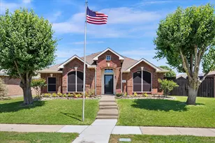 2440 Fieldcrest Dr, Rockwall, TX 75032 - Photo 1