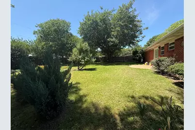 6728 Karen Drive, North Richland Hills, TX 76180 - Photo 25