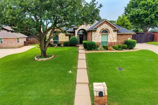 105 Daisey Ln, Justin, TX 76247 - Photo 27