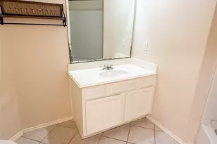 1759 Ridgemar Dr, Grand Prairie, TX 75051 - Photo 15