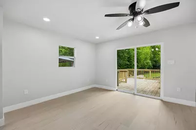 312 Leads Street, Dallas, TX 75203 - Photo 11