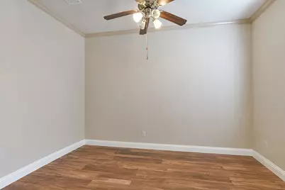 2705 Fox Creek Trail, Arlington, TX 76017 - Photo 9