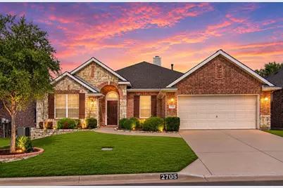 2705 Fox Creek Trail, Arlington, TX 76017 - Photo 1