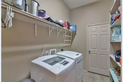 2705 Fox Creek Trail, Arlington, TX 76017 - Photo 17