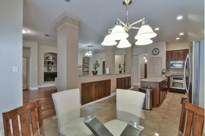 2705 Fox Creek Trail, Arlington, TX 76017 - Photo 9