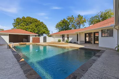 2201 Mistletoe Boulevard, Fort Worth, TX 76110 - Photo 5