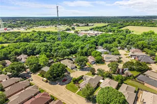 231 Juniper Ridge Cir, DeSoto, TX 75115 - Photo 29