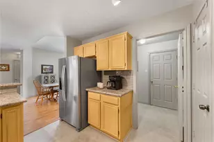 231 Juniper Ridge Cir, DeSoto, TX 75115 - Photo 11