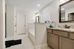 2401 Southridge Ln, Sherman, TX 75092 - Photo 9