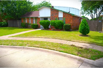 9615 Sophora Circle, Dallas, TX 75249 - Photo 3
