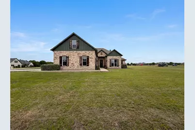 725 Cheyenne Trail, Trenton, TX 75490 - Photo 1