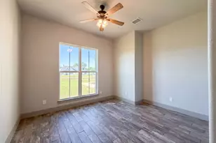 725 Cheyenne Trail, Trenton, TX 75490 - Photo 9