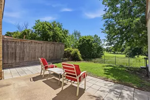 828 Pebble Beach Dr, Garland, TX 75043 - Photo 3