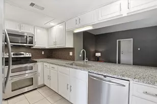 828 Pebble Beach Dr, Garland, TX 75043 - Photo 15