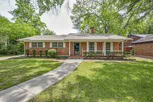 19 Shadowood Ln, Gainesville, TX 76240 - Photo 1