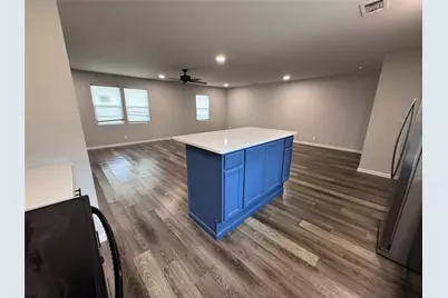 520 King Street, Burleson, TX 76028 - Photo 17
