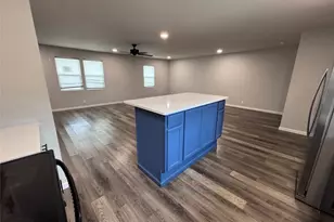 520 King St, Burleson, TX 76028 - Photo 17