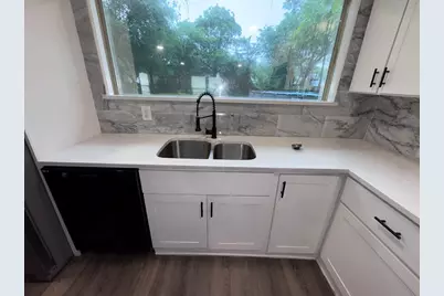 520 King Street, Burleson, TX 76028 - Photo 29