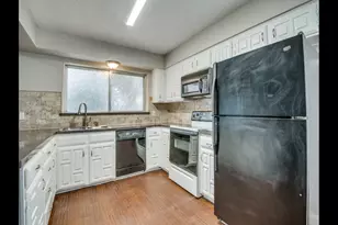 3601 Willow Ridge Dr, Arlington, TX 76017 - Photo 5