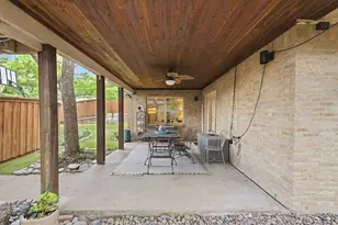 10118 Medlock Dr, Dallas, TX 75218 - Photo 27