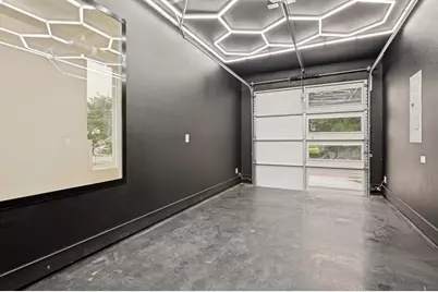 423 N Moore Street, Dallas, TX 75203 - Photo 3