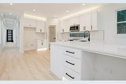 423 N Moore Street, Dallas, TX 75203 - Photo 5