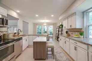 600 Eastcliff Dr, Euless, TX 76040 - Photo 11