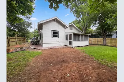 3919 Houston Street, Greenville, TX 75401 - Photo 17