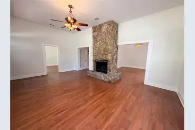 3919 Houston Street, Greenville, TX 75401 - Photo 13