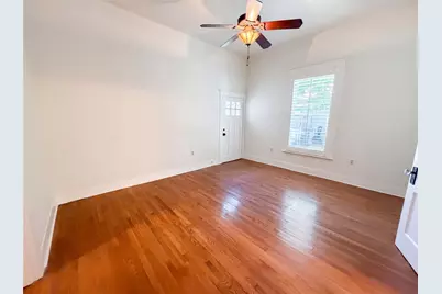 3919 Houston Street, Greenville, TX 75401 - Photo 9