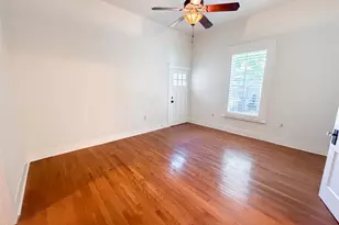 3919 Houston St, Greenville, TX 75401 - Photo 9
