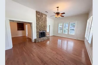 3919 Houston Street, Greenville, TX 75401 - Photo 3